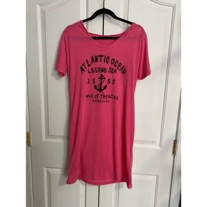 Tshirt hooded dress.